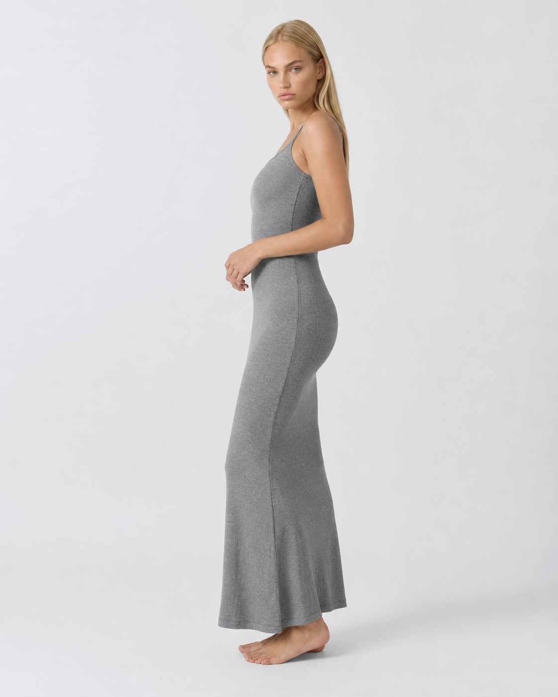 Itziar | Vestido Largo Ceñido de Tirantes
