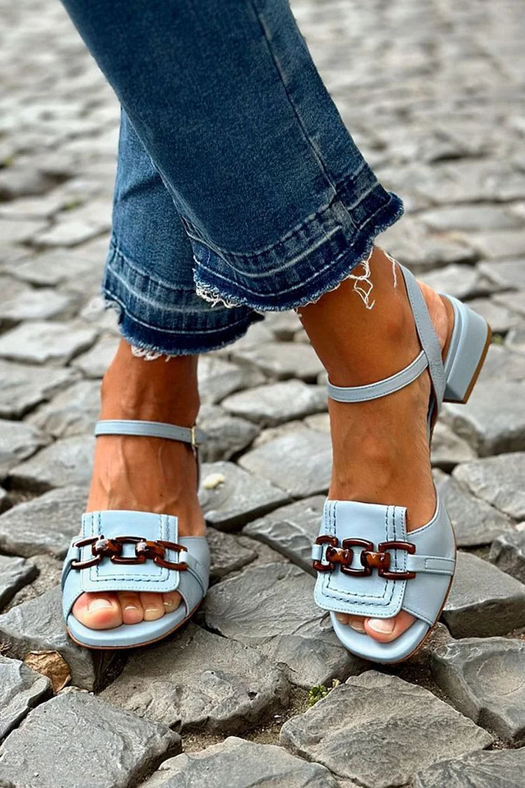 Sandalia Cómoda y Refinada