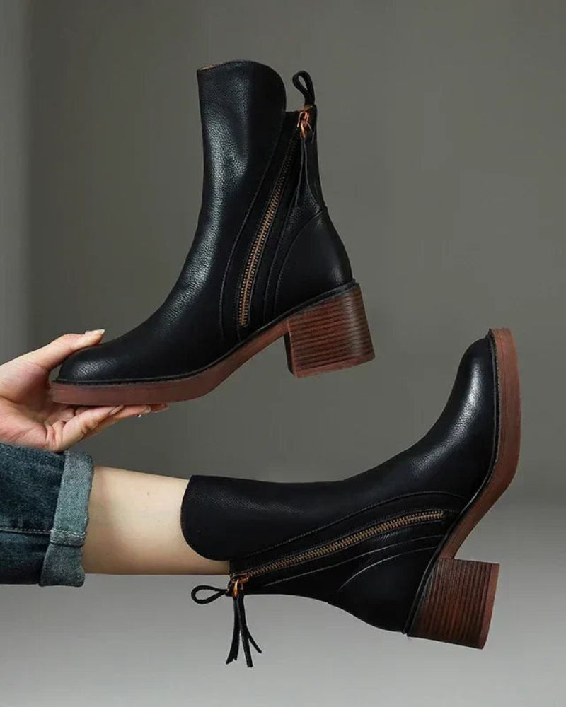 Bota Elegante de Tacón
