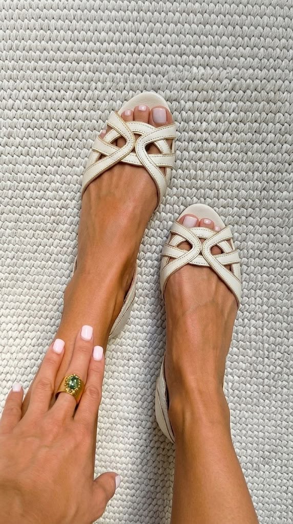 Sandalia Trenzada Elegante