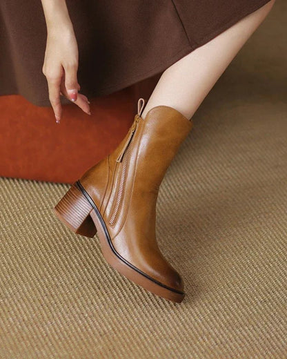 Bota Elegante de Tacón