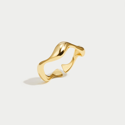 Anillo de onda de oro de 18 quilates