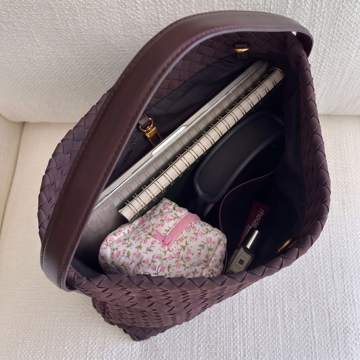Bolso Tote Brielle de Gamuza