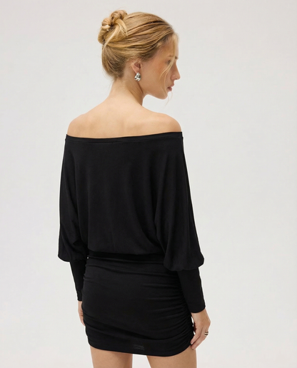 Noemí | Vestido Corto Fruncido de Hombros Caídos