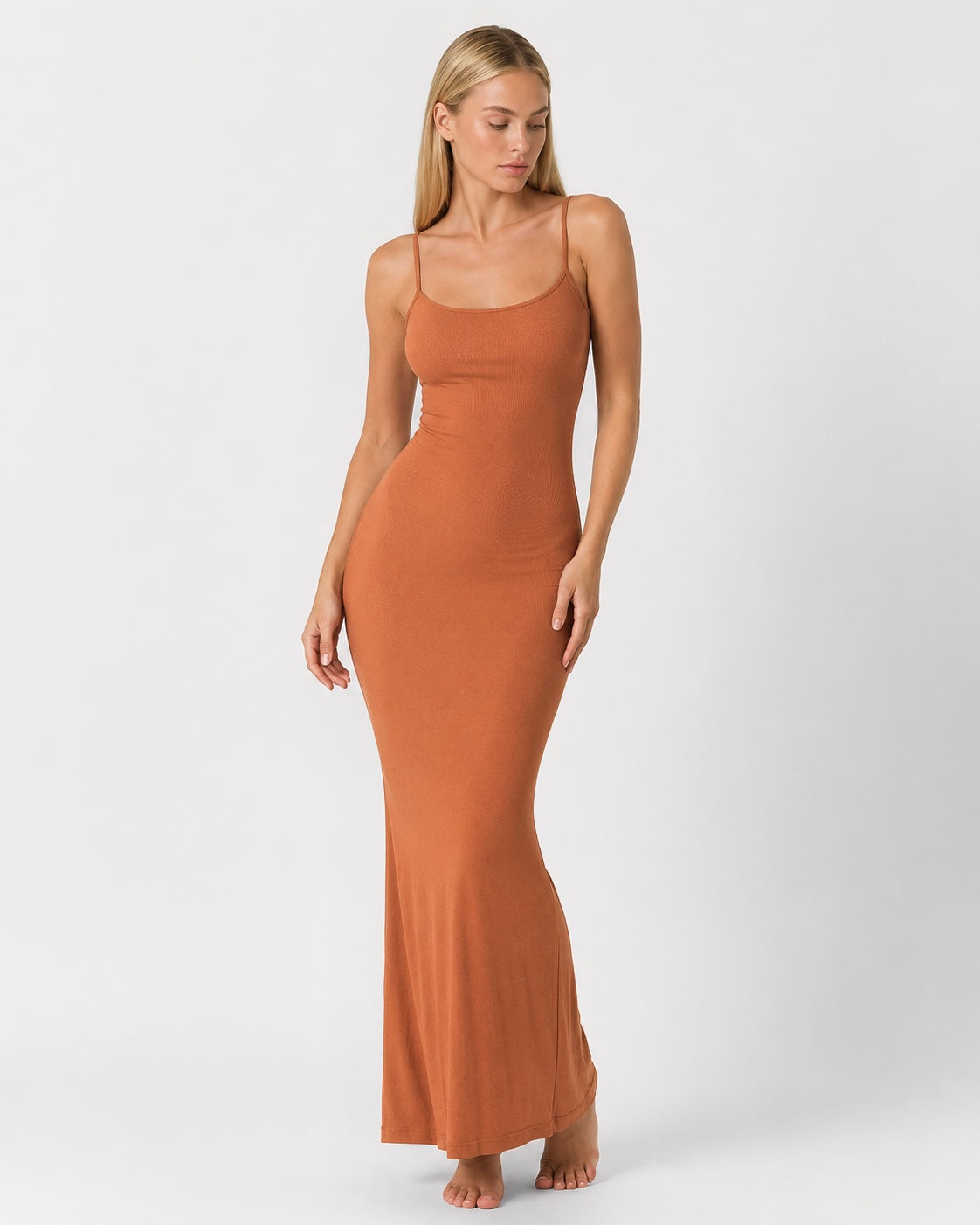 Itziar | Vestido Largo Ceñido de Tirantes