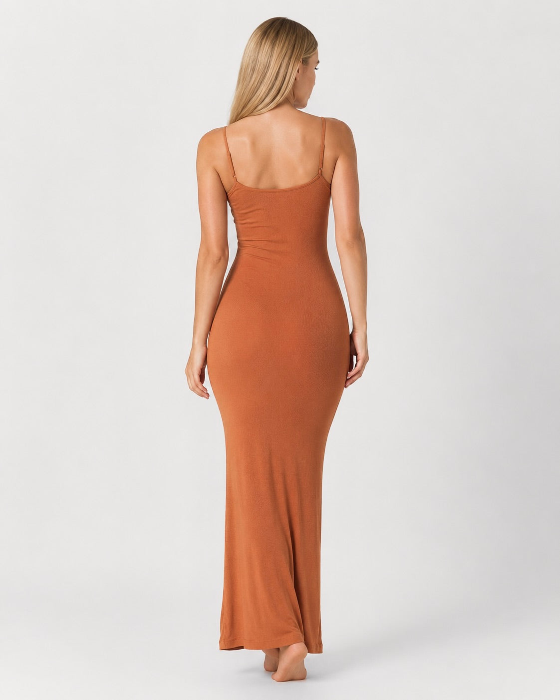 Itziar | Vestido Largo Ceñido de Tirantes