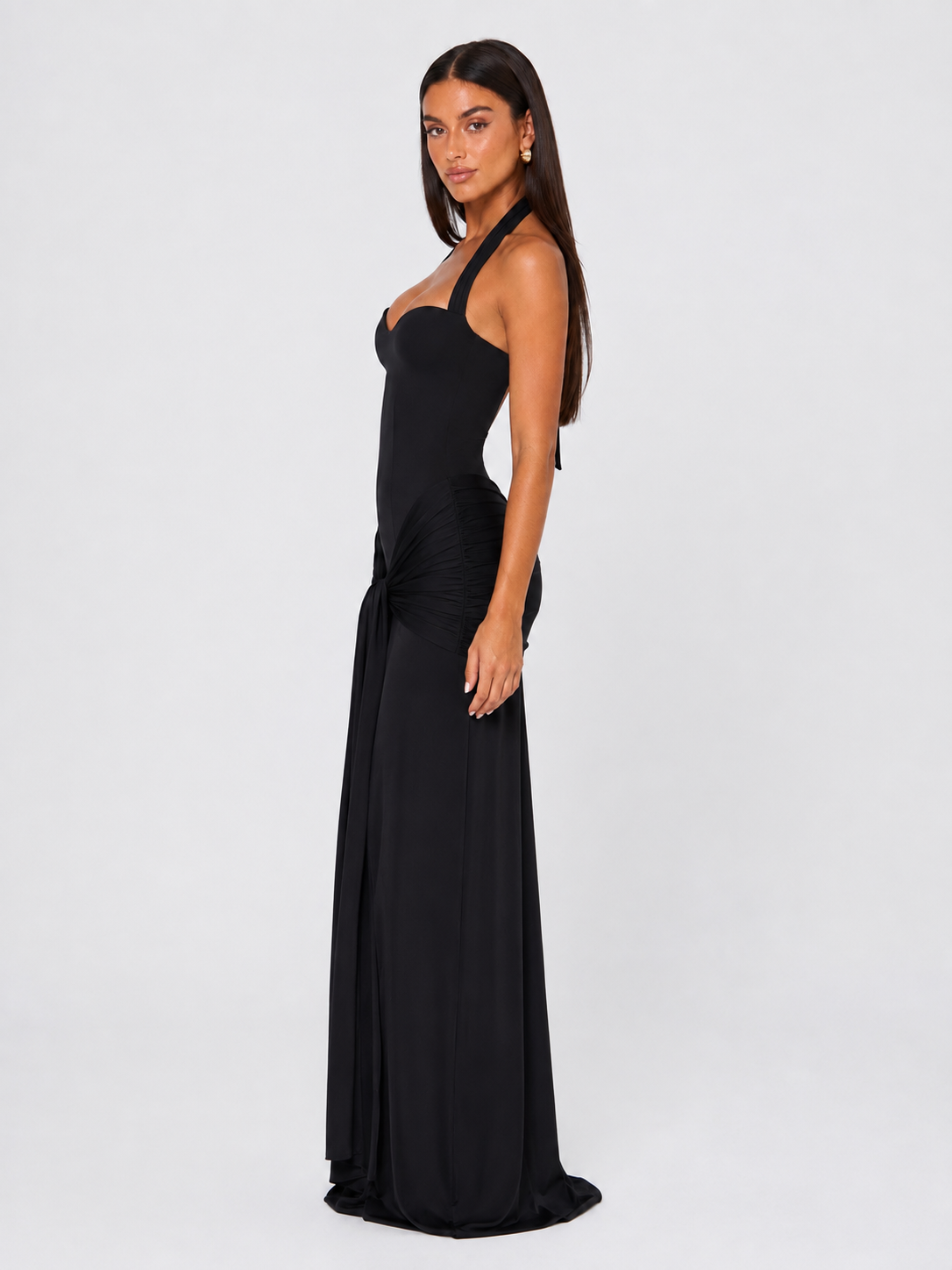Martina | Vestido Largo Halter con Escote Corazón