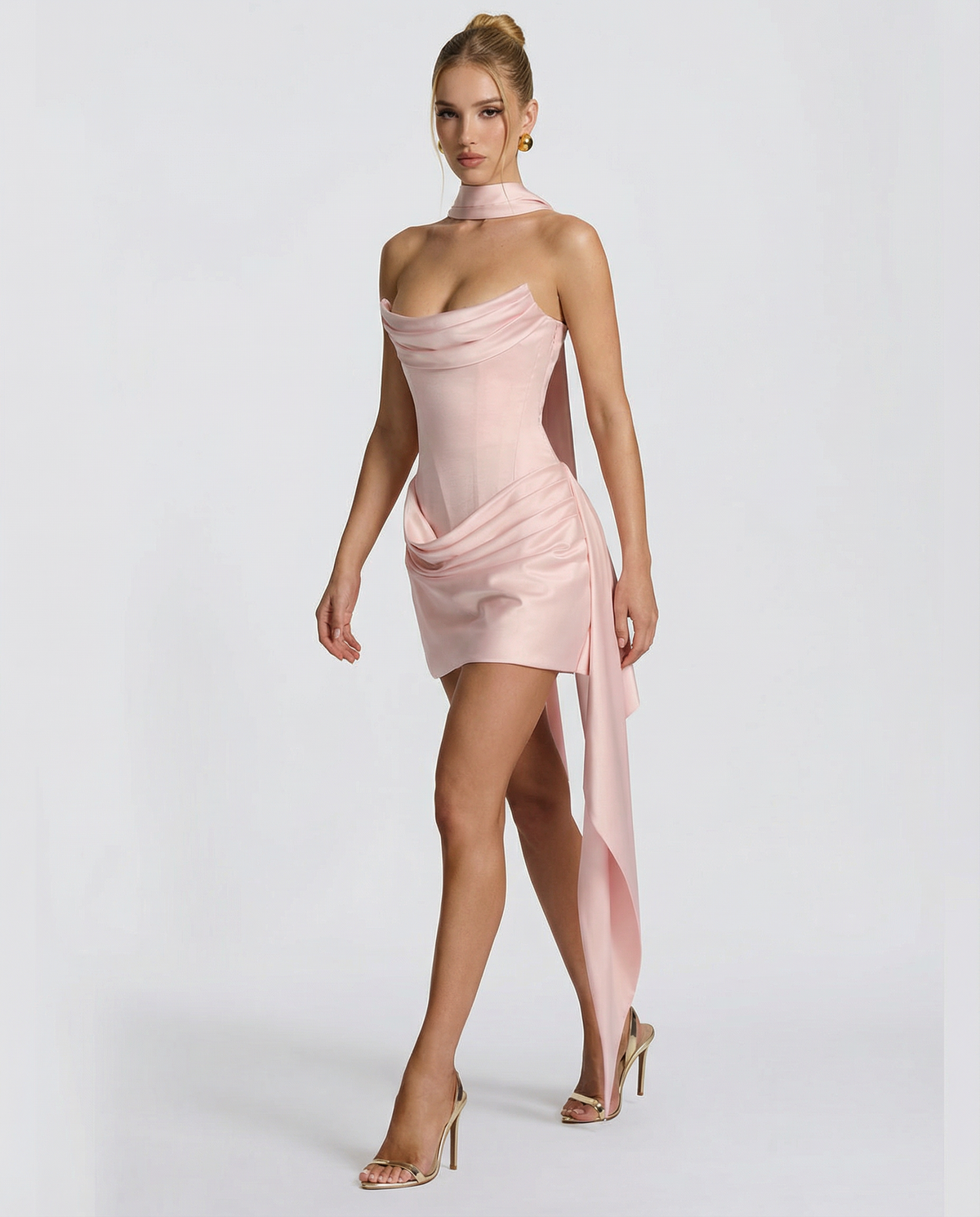 Sandra | Vestido Corto Corsé con Fajín Asimétrico