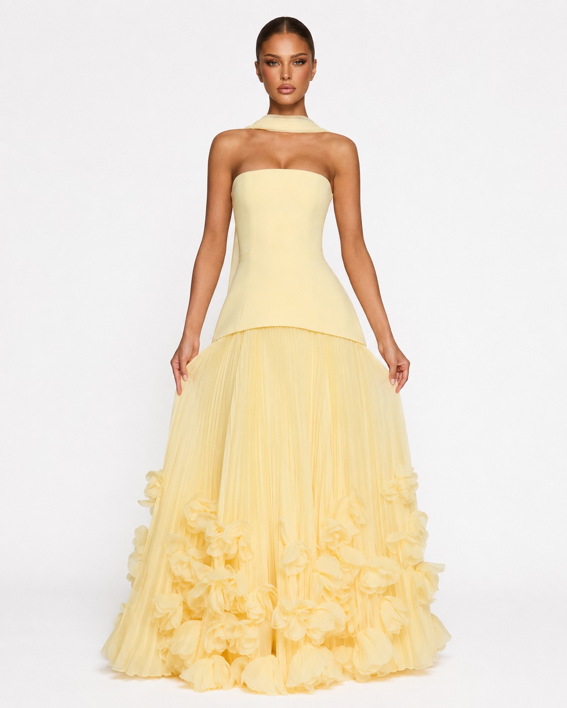 Daniela | Vestido Largo Palabra de Honor con Flores 3D
