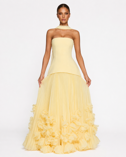 Daniela | Vestido Largo Palabra de Honor con Flores 3D