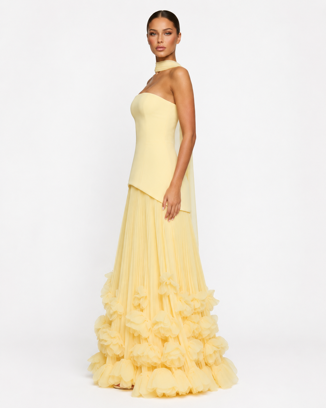 Daniela | Vestido Largo Palabra de Honor con Flores 3D