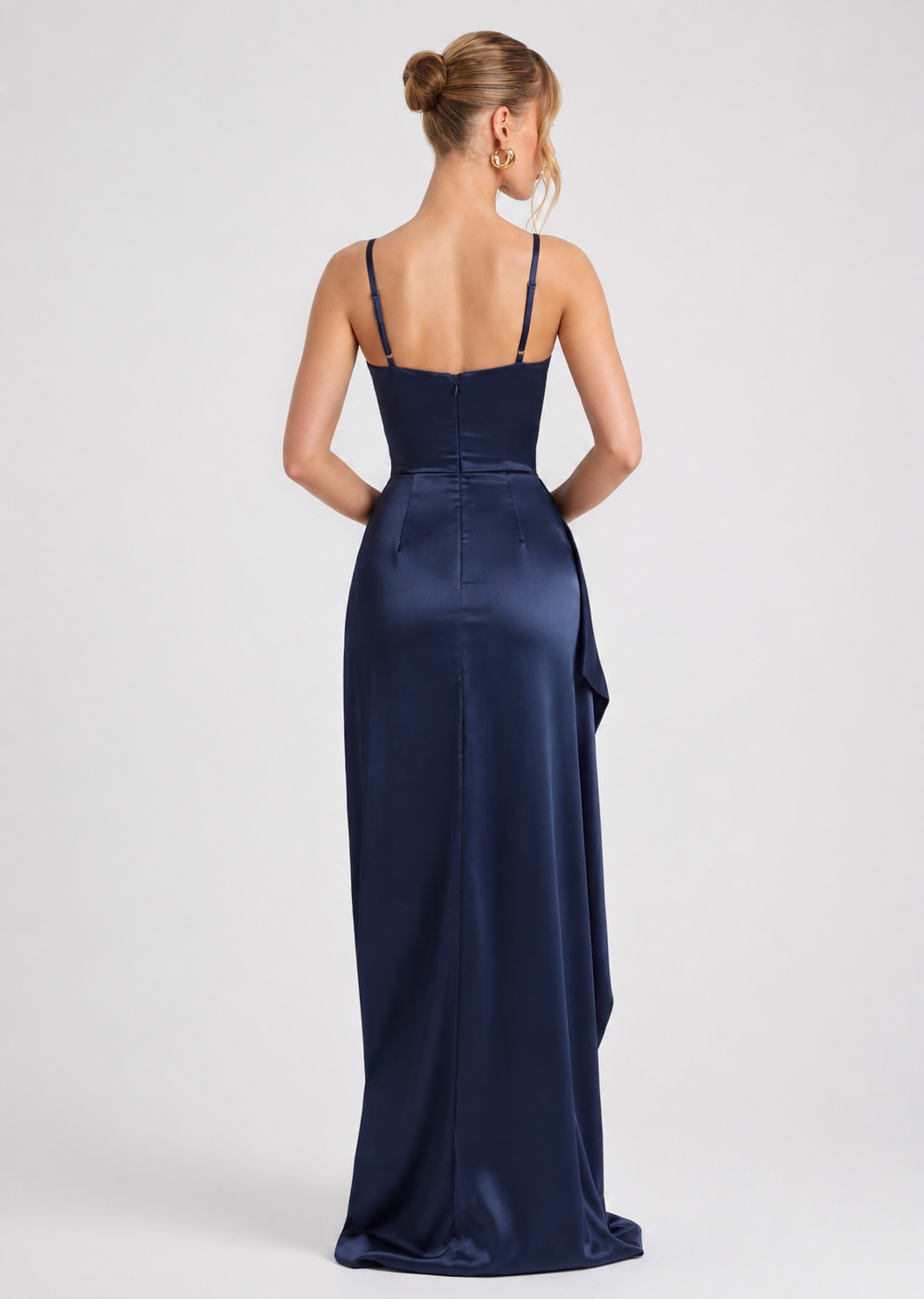 Vega | Vestido Largo de Satén con Tirantes Cruzados