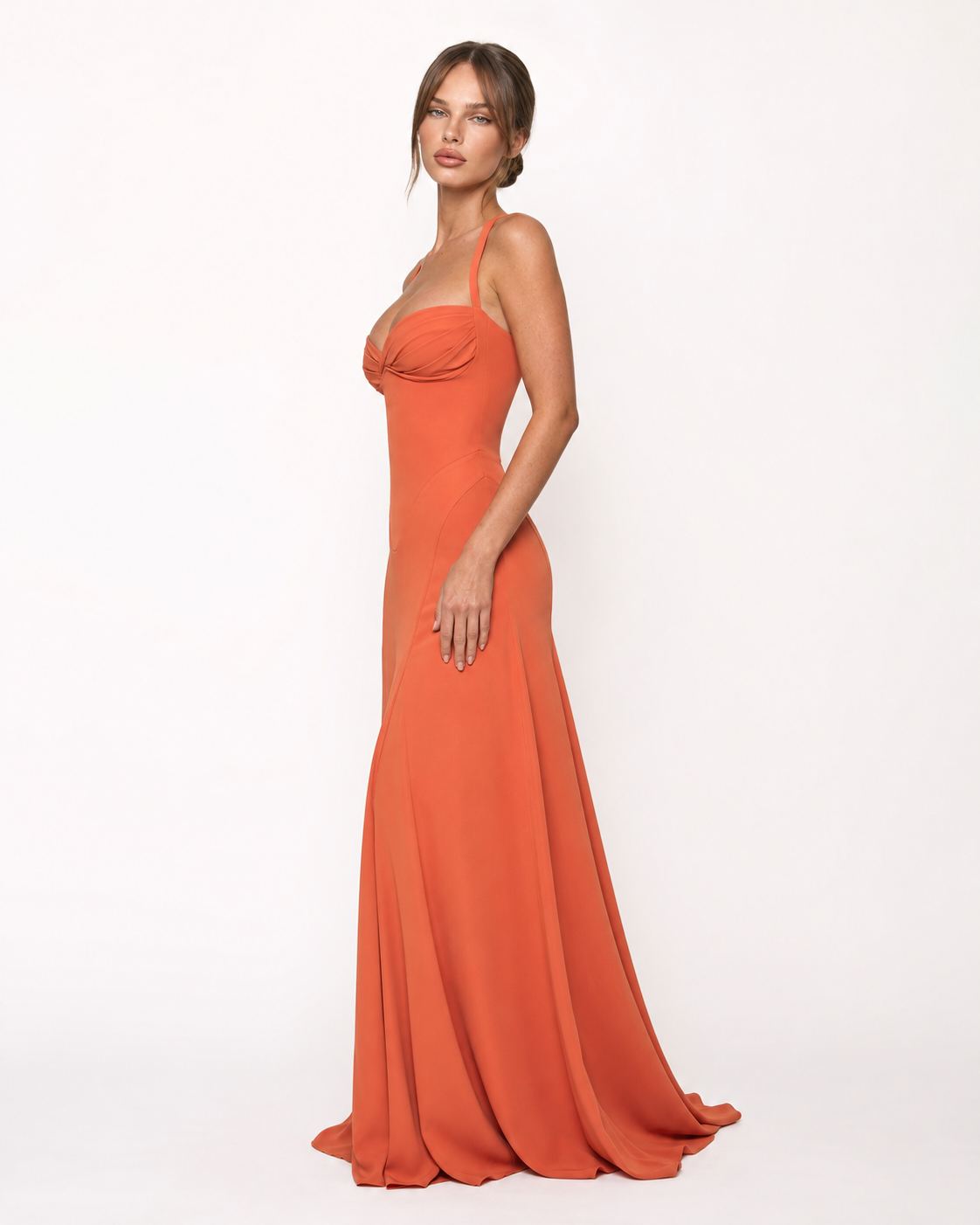 Luna | Vestido Largo con Corsé y Escote Drapeado