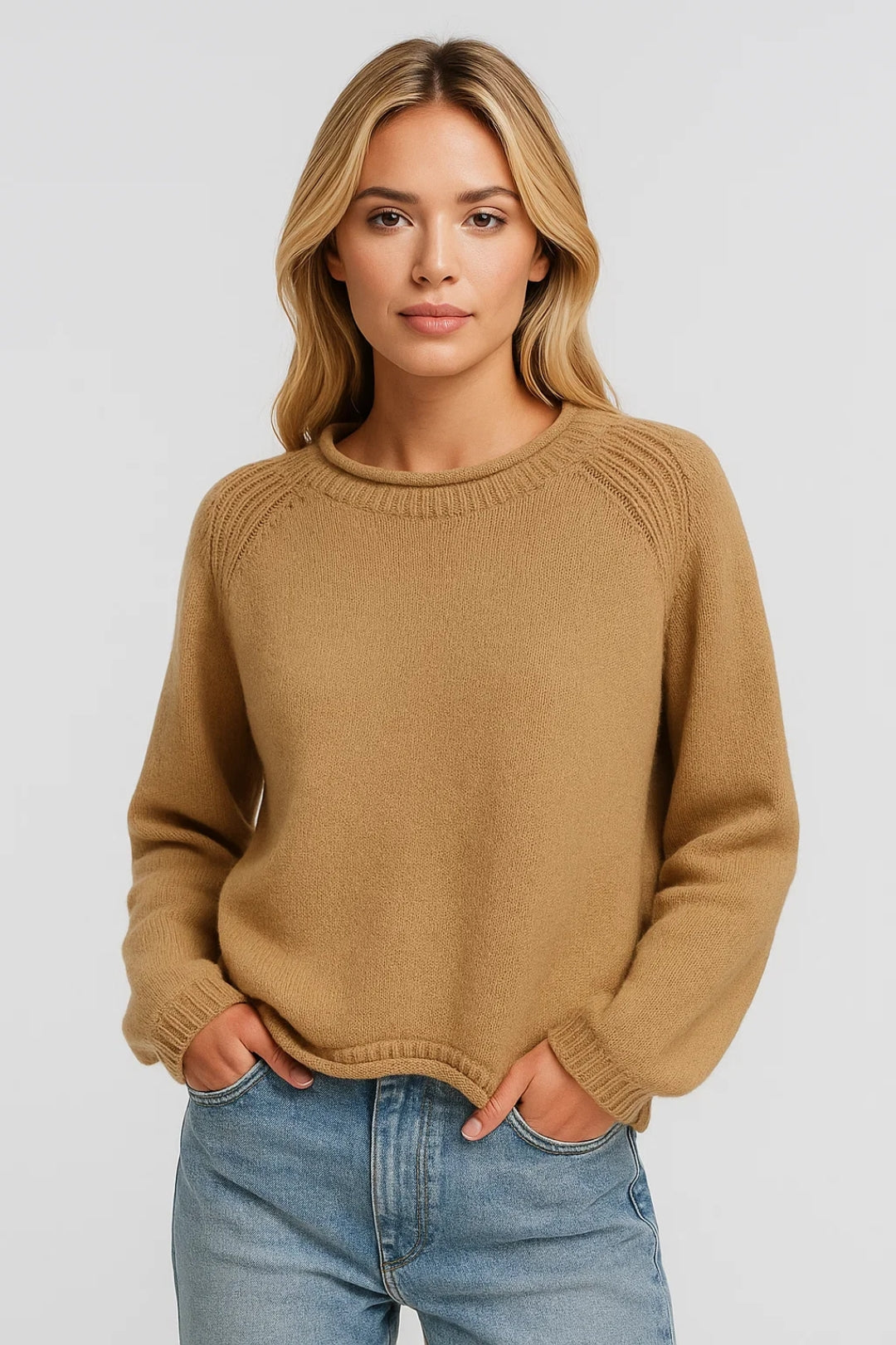 Vesna | Jersey Suave de Cuello Redondo con Detalles en los Hombros