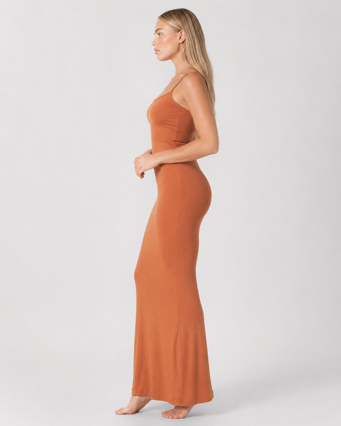 Itziar | Vestido Largo Ceñido de Tirantes