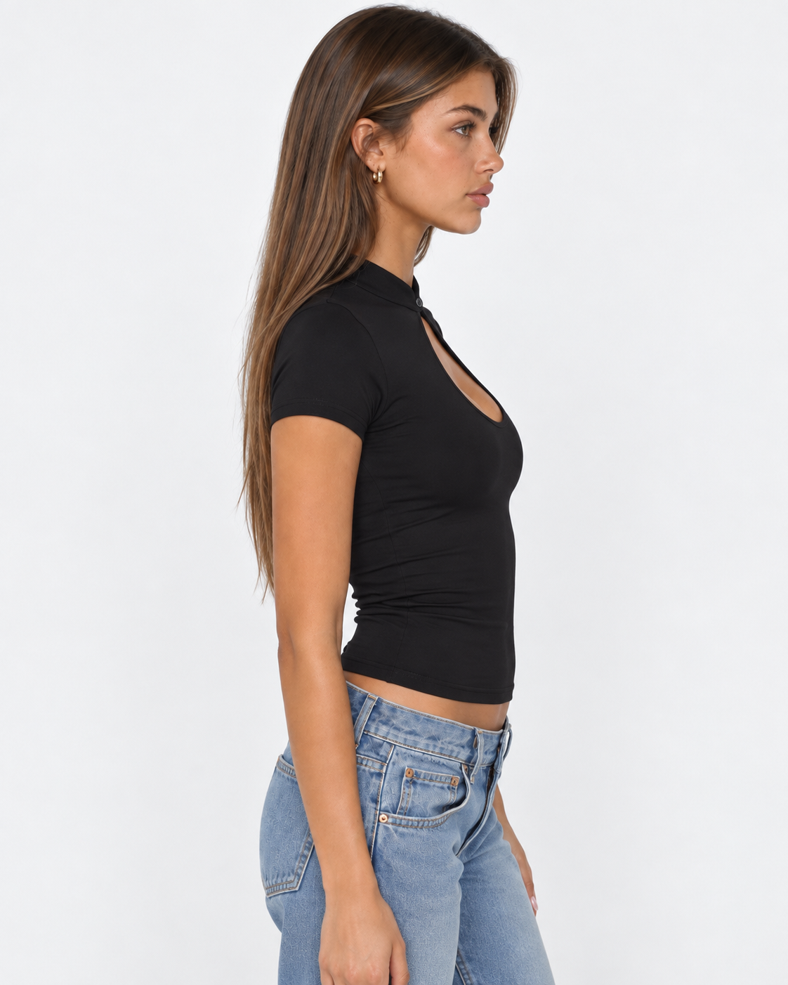 Elvira | Top de Cuello Alto con Abertura en Lágrima