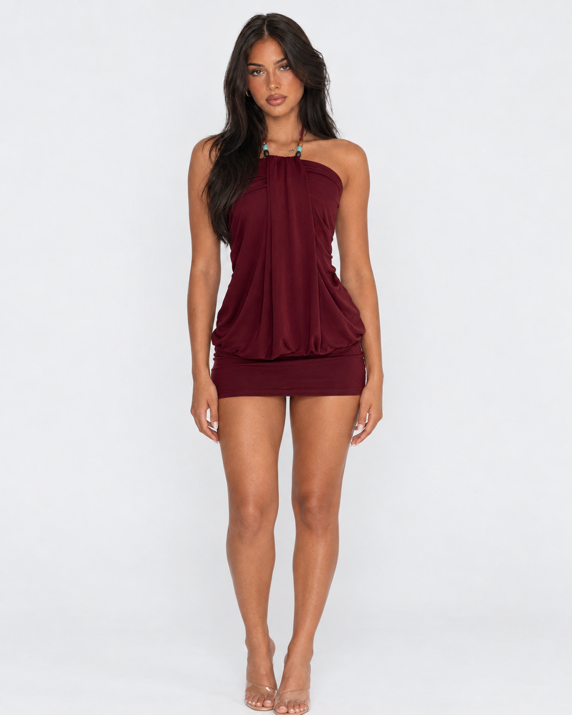 Zoe | Vestido Corto Halter Drapeado con Abalorios