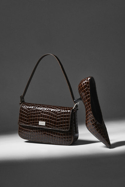 Zapato de Tacón Efecto Cocodrilo Café