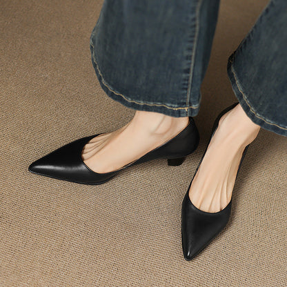Zapato de Salón de Piel con Punta Fina
