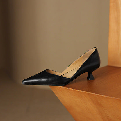 Zapato de Salón de Piel con Tacón Bajo