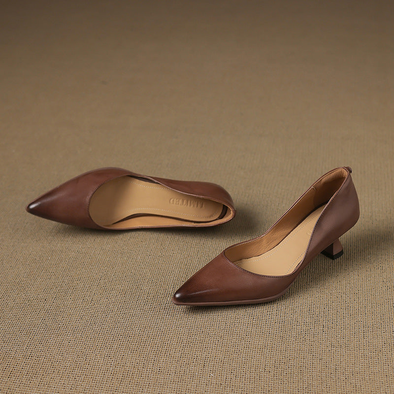 Zapato de Salón de Piel con Punta Fina