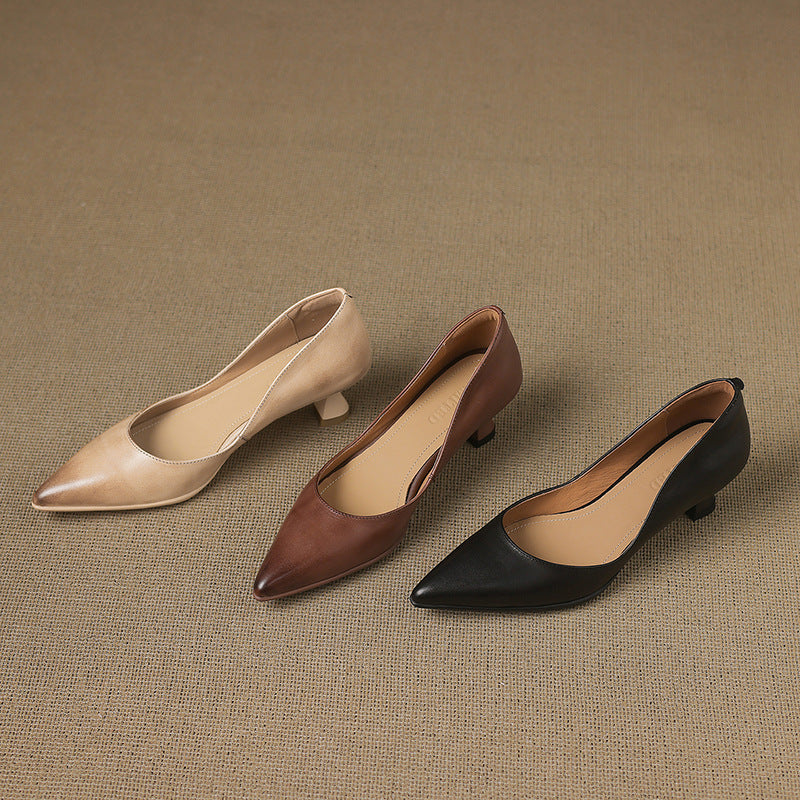 Zapato de Salón de Piel con Punta Fina