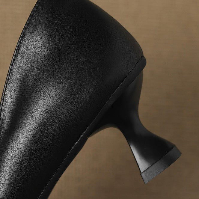 Zapato de Salón de Piel con Punta Fina