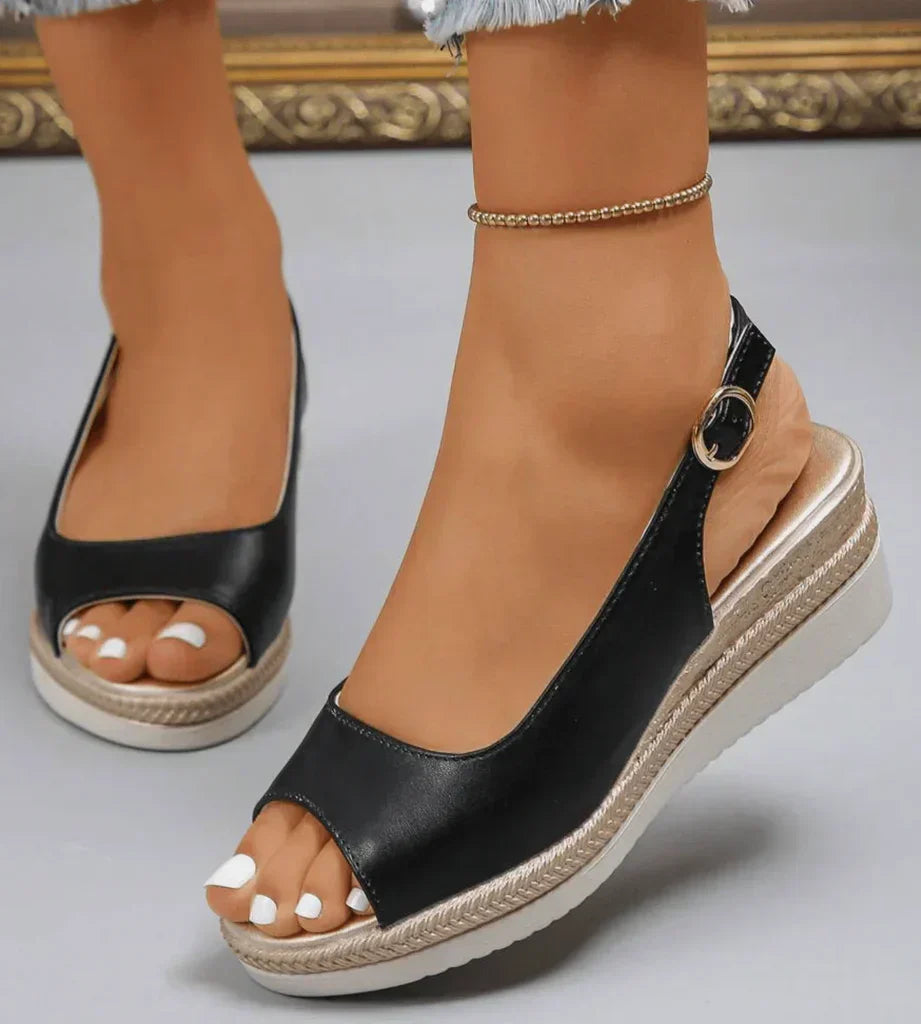 Sandalia de Plataforma de Esparto Peep Toe con Hebilla
