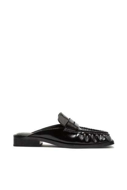 Mocasín de Punta Cuadrada Negro