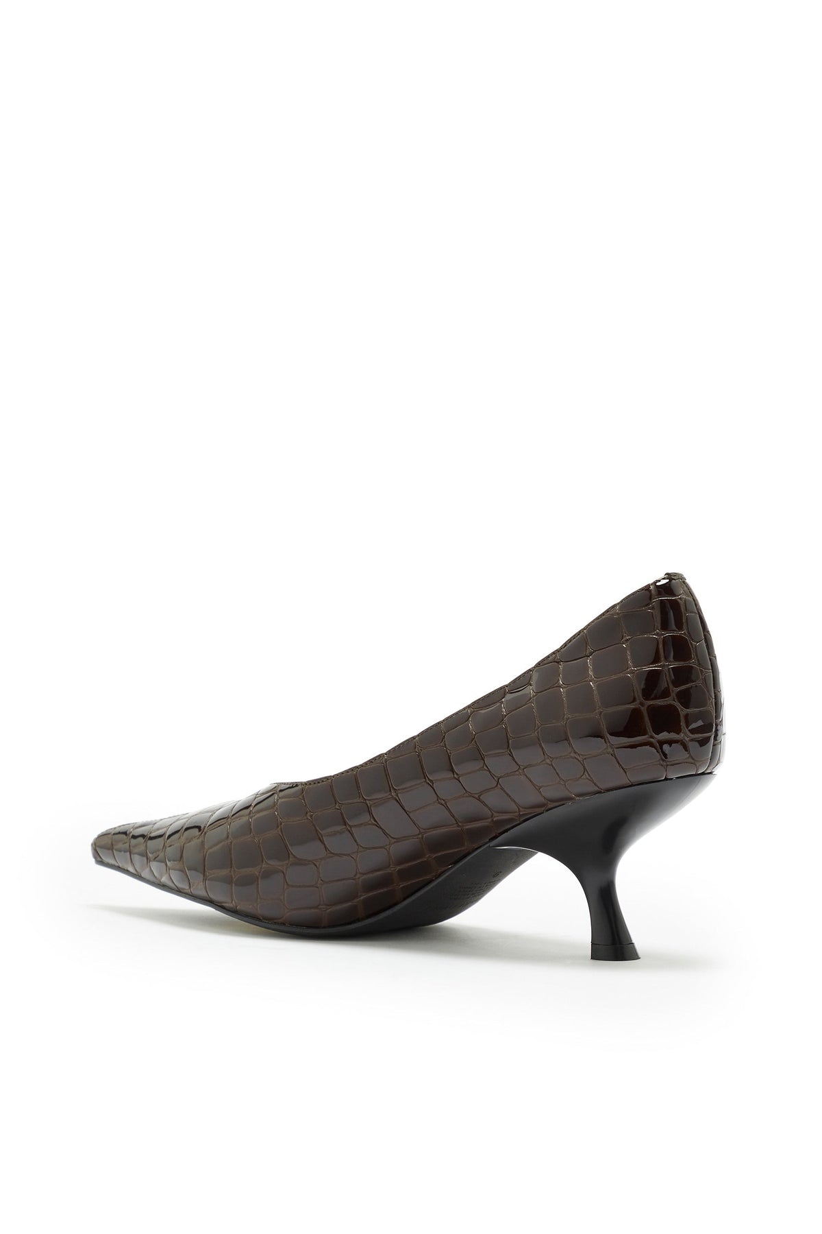 Zapato de Tacón Efecto Cocodrilo Café