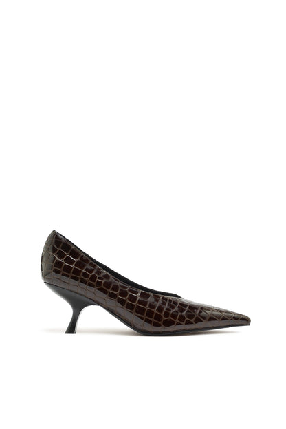 Zapato de Tacón Efecto Cocodrilo Café