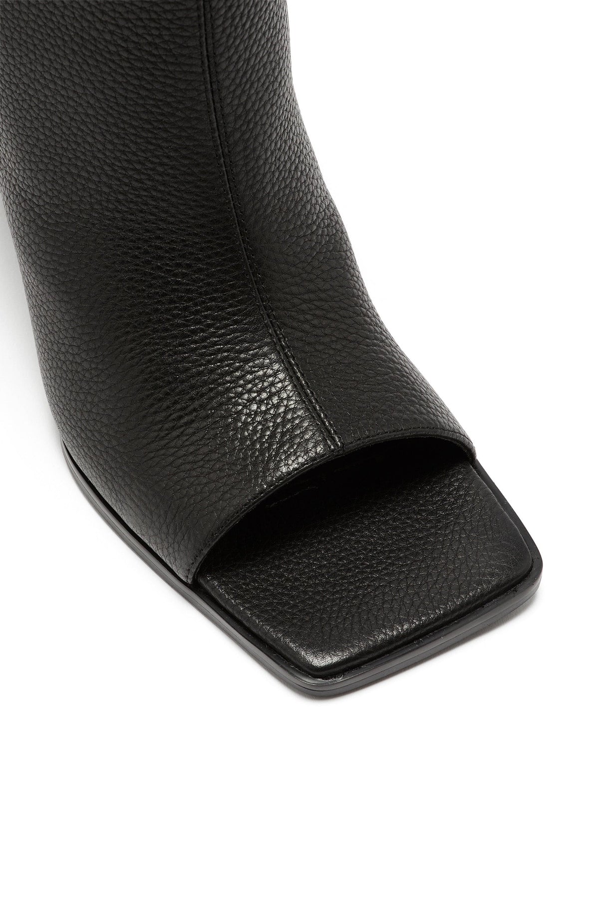 Bota de Cuña de Piel Granulada Negra