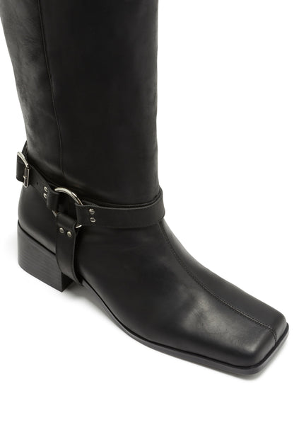 Bota con Arnés Negra