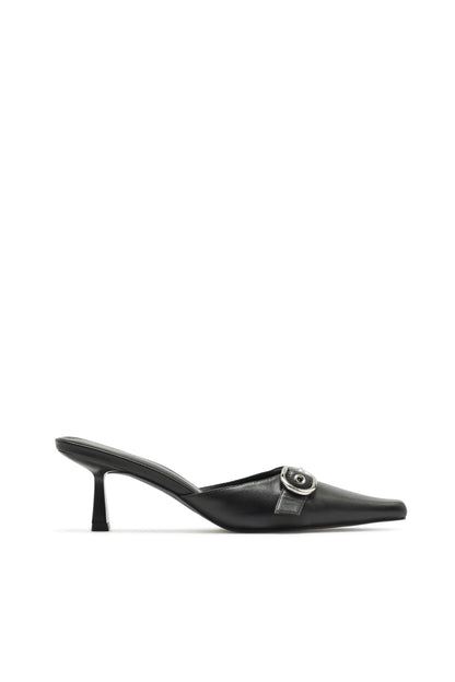 Zapato de Tacón con Puntera Cincelada Negro