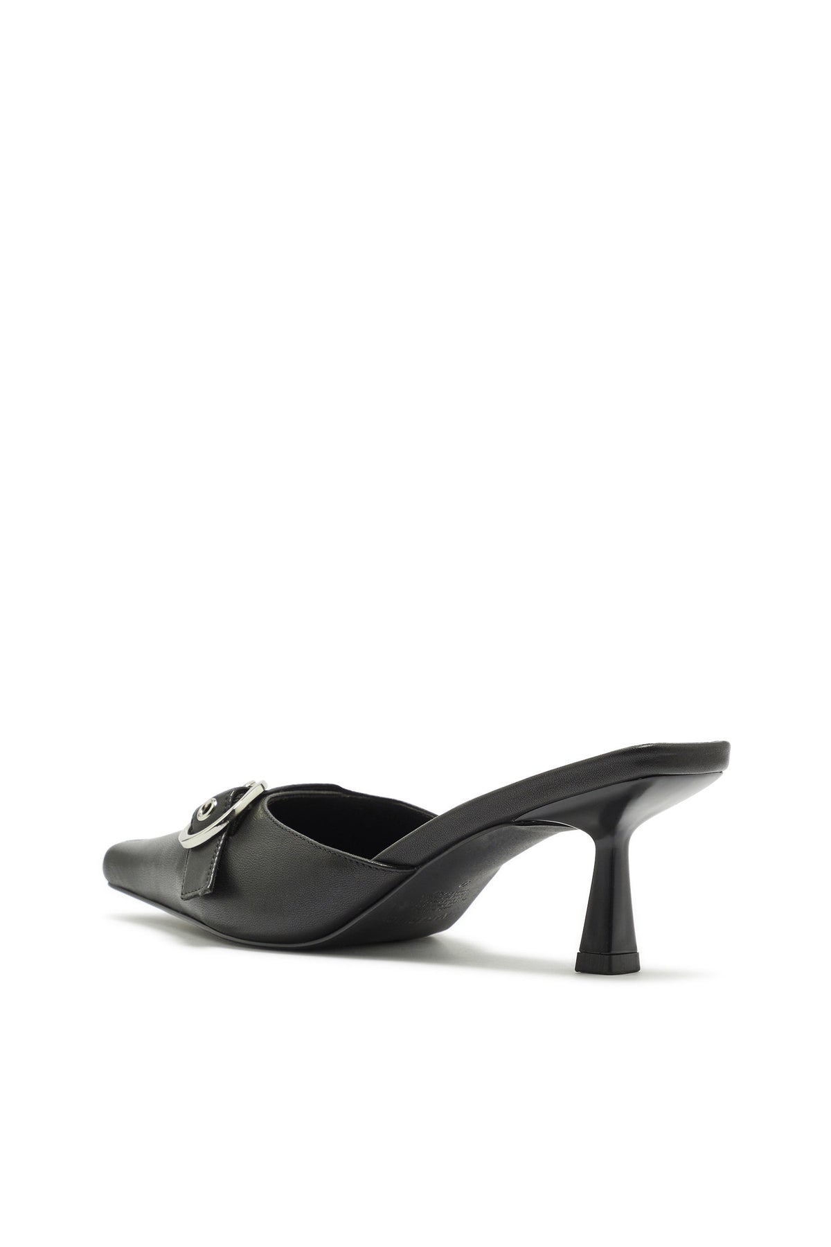 Zapato de Tacón con Puntera Cincelada Negro