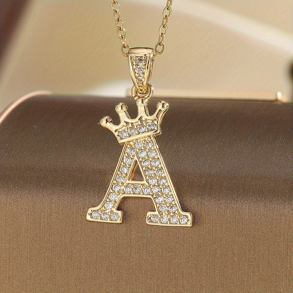 Collar | Corona con Inicial