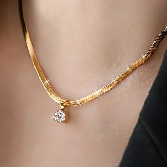 Collar | Colgante Elegante de Strass