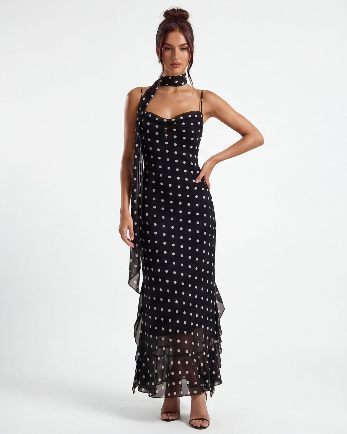 Ainhoa | Vestido Largo de Lunares con Bajo de Gasa