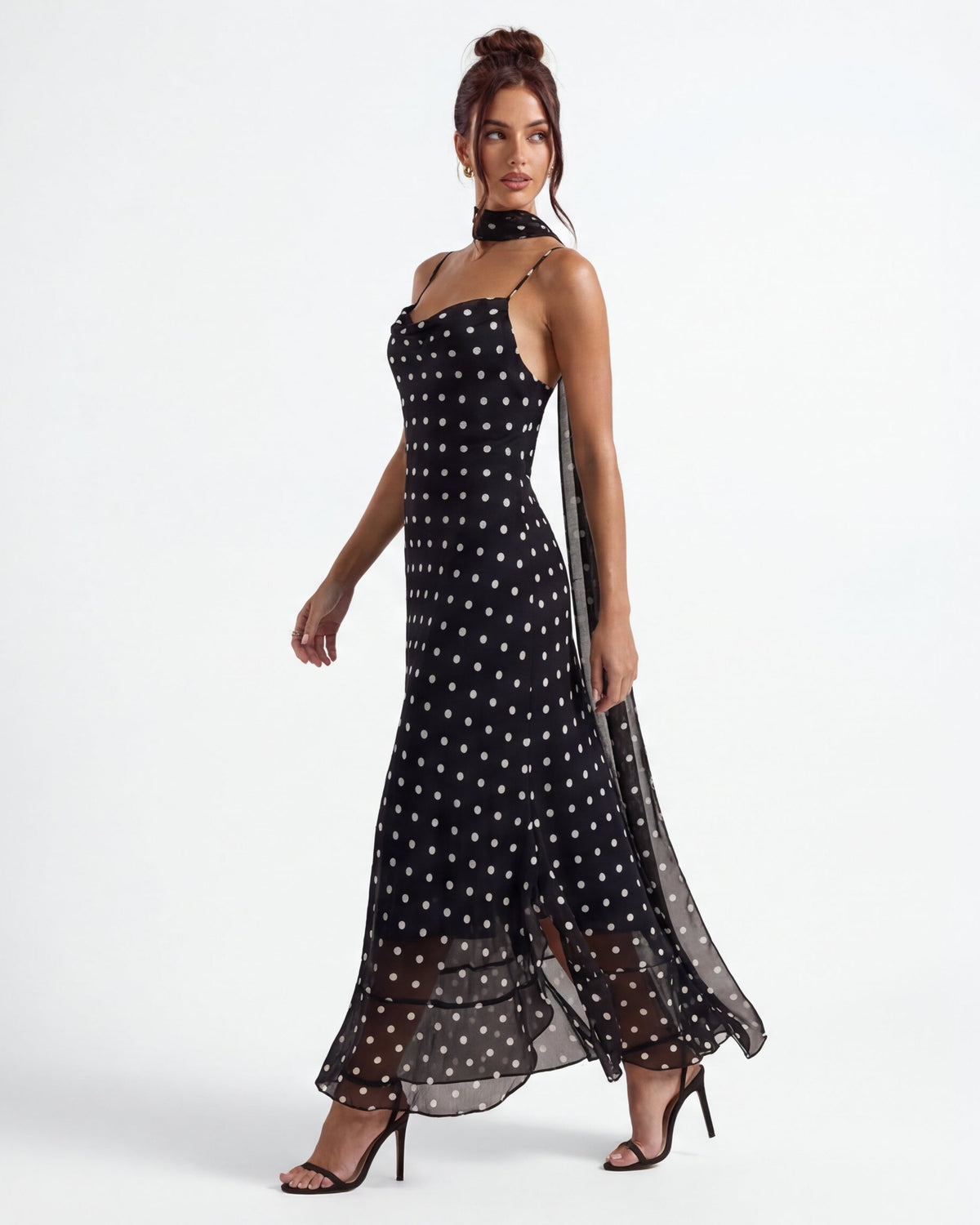 Ainhoa | Vestido Largo de Lunares con Bajo de Gasa