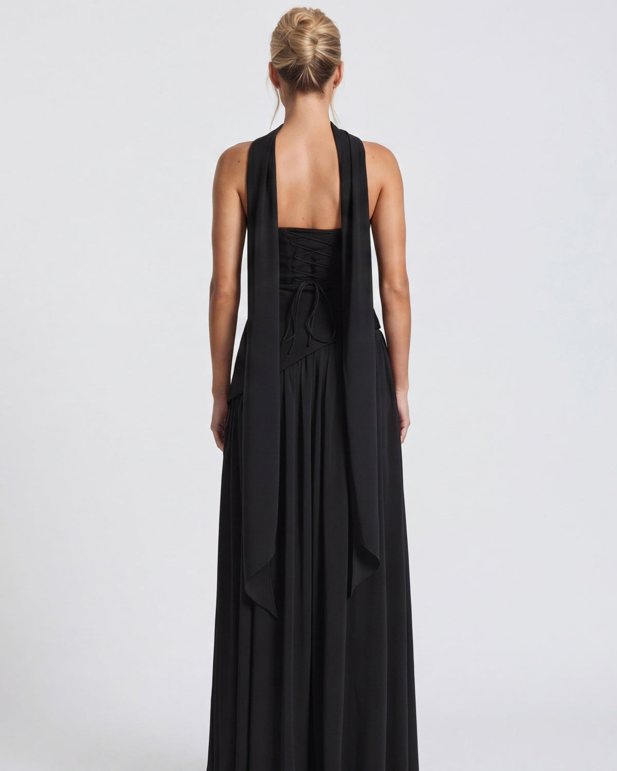 Abril | Vestido Largo Palabra de Honor con Pañuelo
