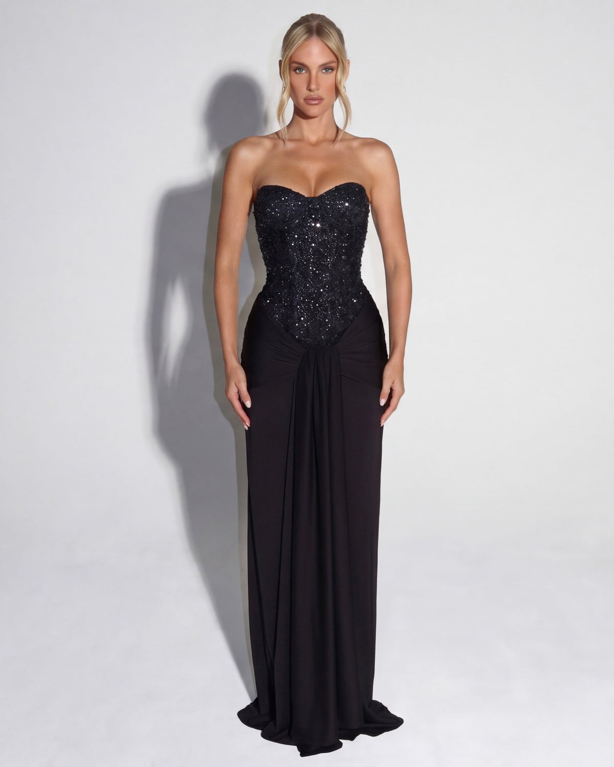 Estrella | Vestido Largo con Corsé Brillante
