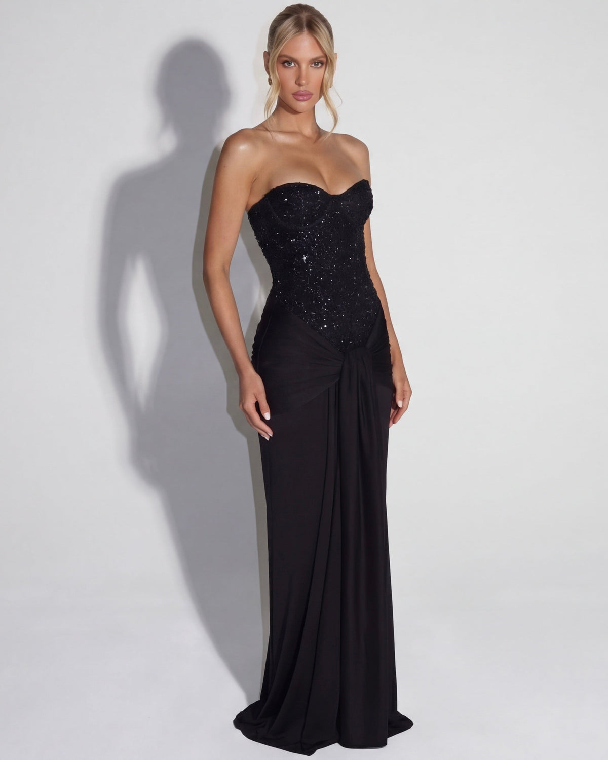 Estrella | Vestido Largo con Corsé Brillante