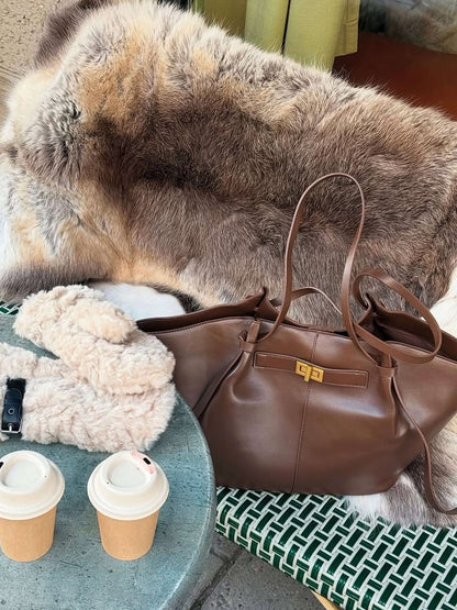 ARIA | Luxe Curve Shopper