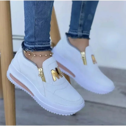 Zapatilla con Plataforma y Cremallera Lateral